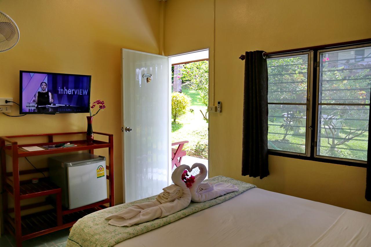 Tp Hut Bungalows Koh Chang Eksteriør billede